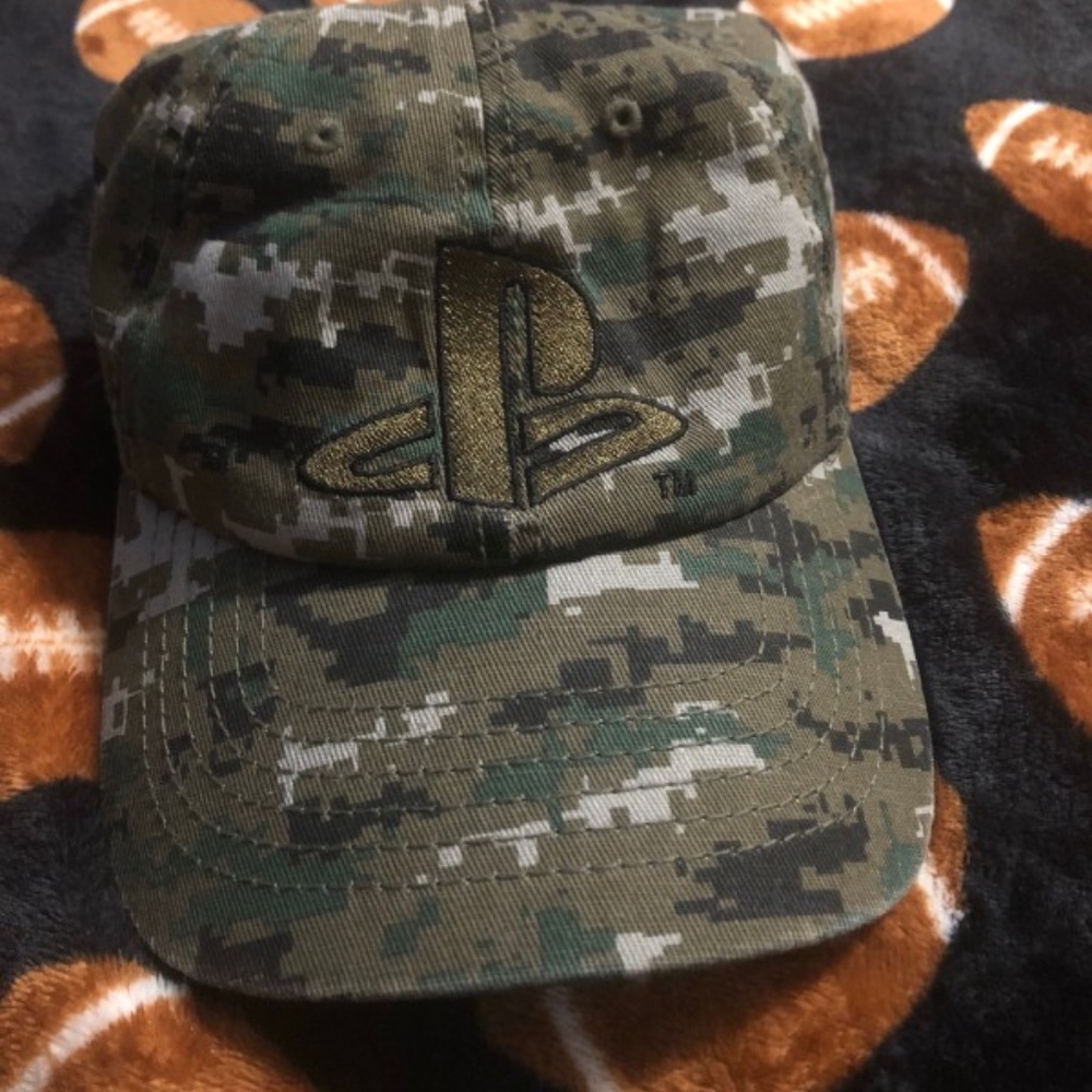 PlayStation DIGITAL CAMO hat